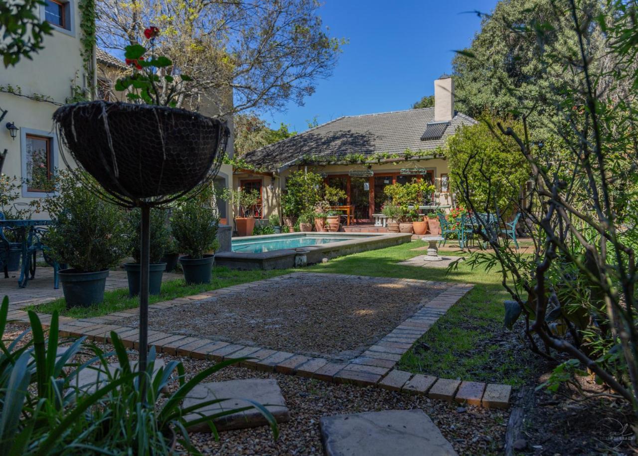 10 Alexander B&B Stellenbosch Buitenkant foto