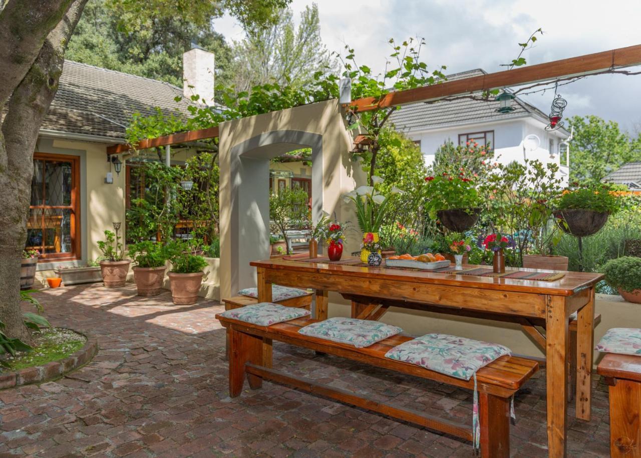 10 Alexander B&B Stellenbosch Buitenkant foto